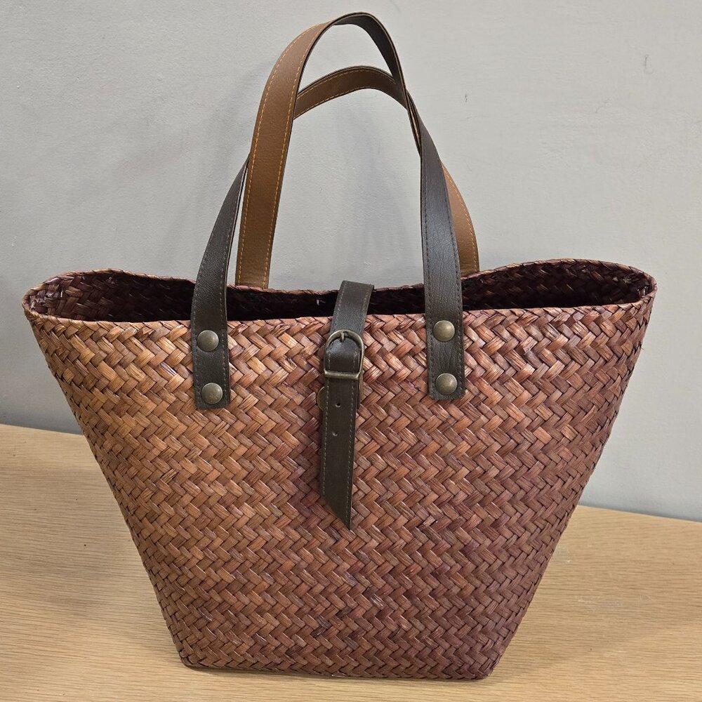 Straw  tote bag, NEW